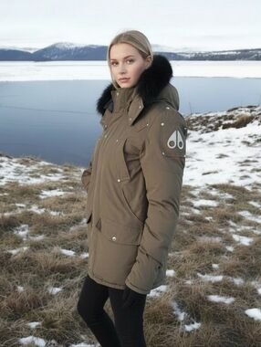 Moose Knuckles Canada Down Filled Winter Parka Coat Blue Fox Fur Hood Taupe Lady
